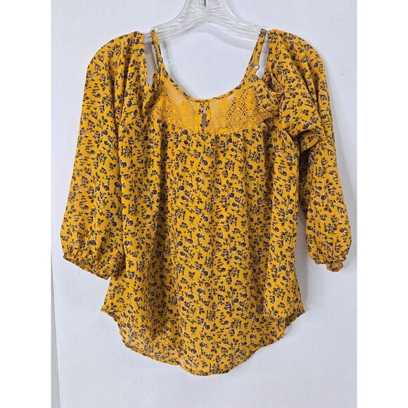 Rewind Women's Yellow Long Sleeve Cold Shoulder Blouse Size Medium - Picture 1 of 9